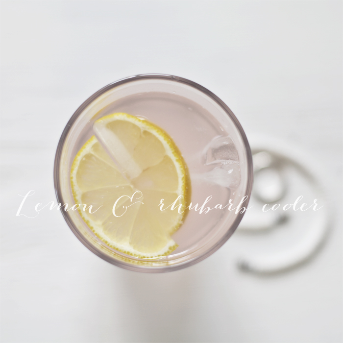 Lemon and rhubarb drink